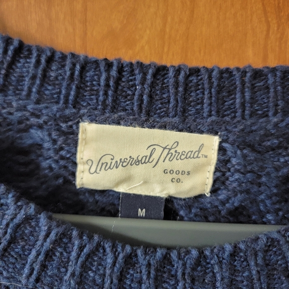 BOGO Universal Thread Navy Blue Fishermans Sweater Size Medium - Picture 4 of 6